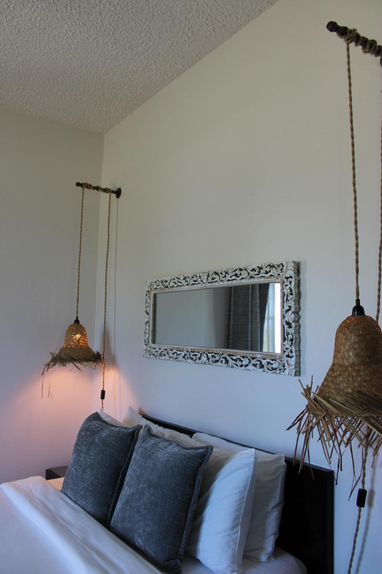 Numero Uno Beach Apartments San Juan Eksteriør bilde