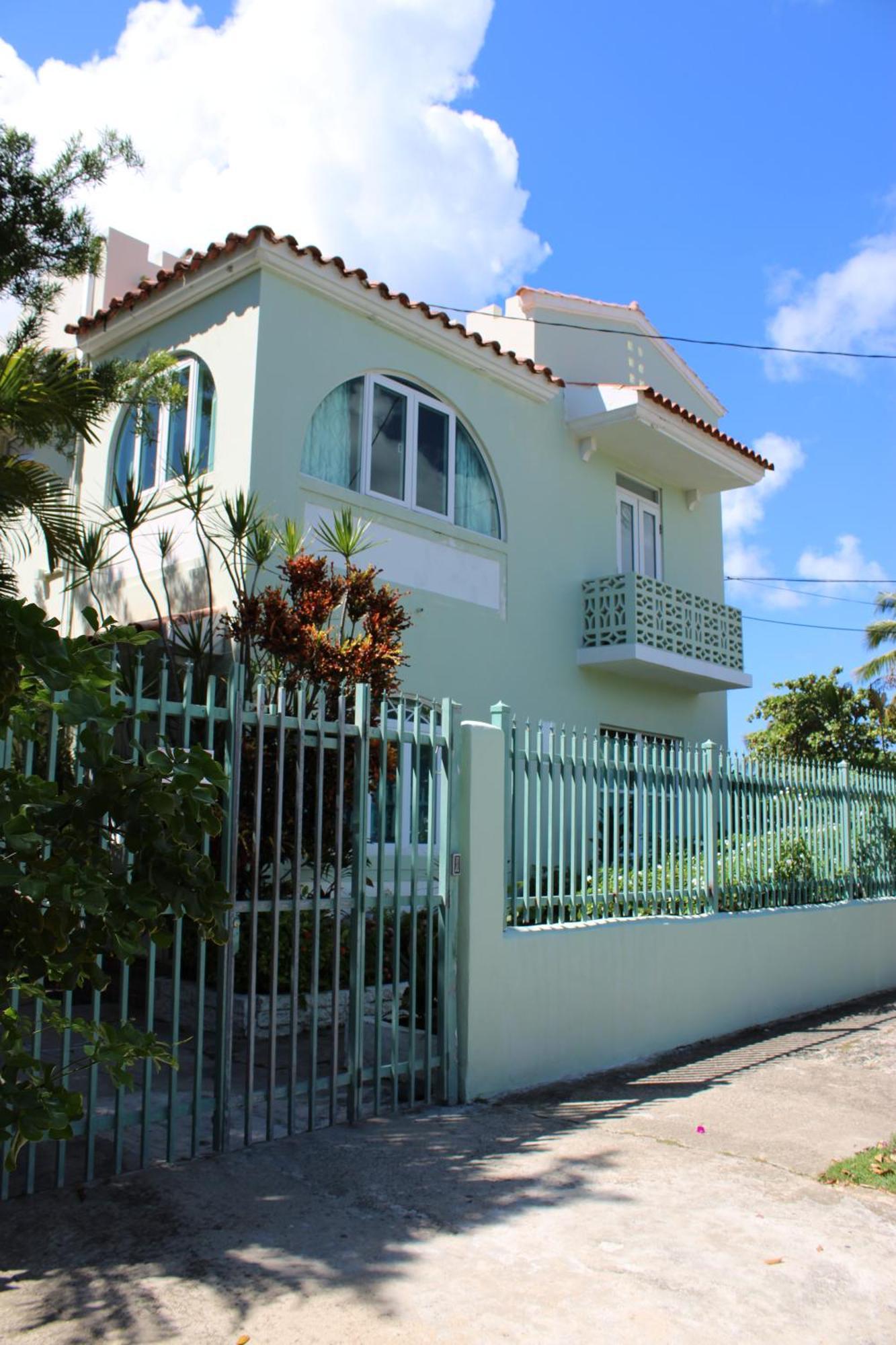Numero Uno Beach Apartments San Juan Eksteriør bilde